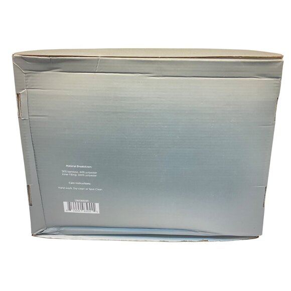 Gravity Chunky Knit Weighted Blanket (Single - 42" x 65" - 10lbs) in White - Picture 4 of 4